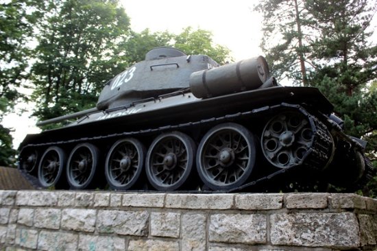 Tank T-34/85 Jánošík